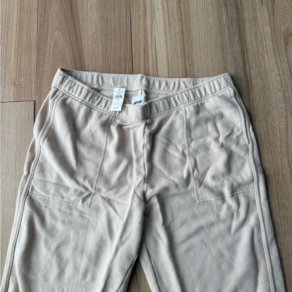 Aerie shorts Bermuda size medium. Terry lining - Picture 3 of 3
